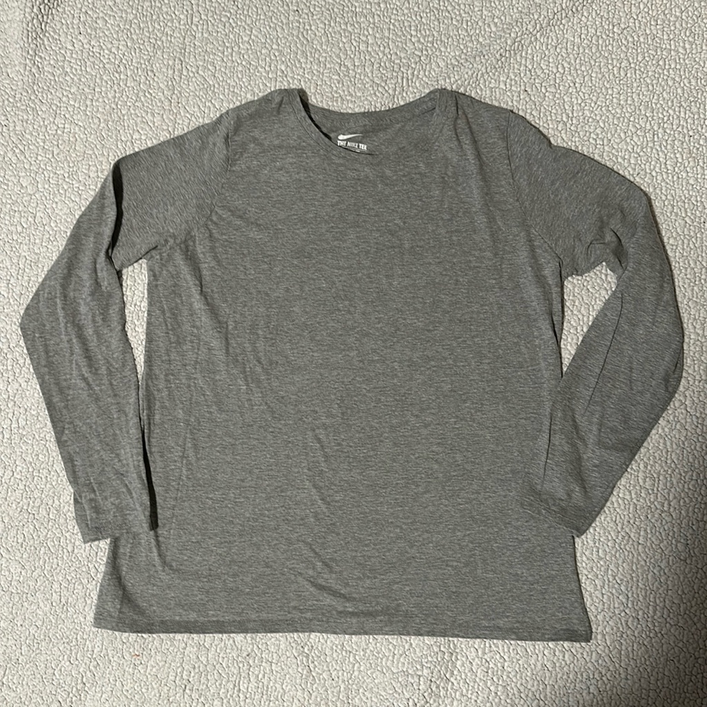 Nike  The Nike Tee